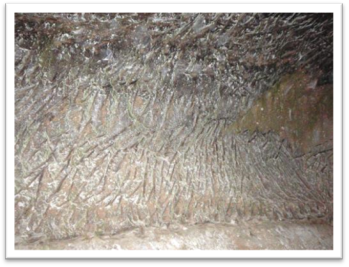 Title: Tunnel Road - Western Tram Tunnel - Description: Evidence of pick marks still visible in the tunnel.